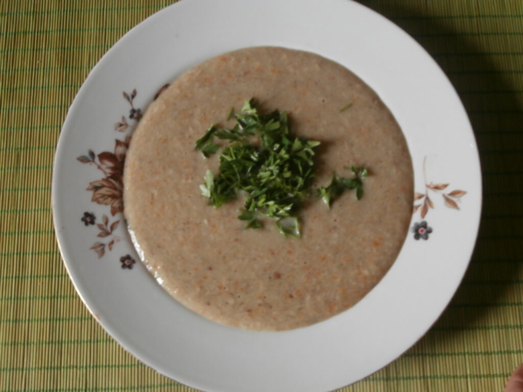 Легки и Кусн Сюп-Пере-Грибов